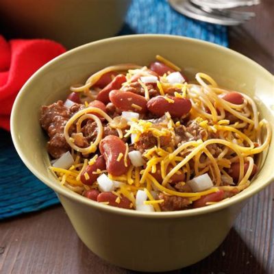  ¡El Cincinnati Chili: Una Explosión de Sabores y Texturas en una Copa! 