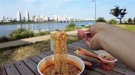 서울 라멘 맛집: 라멘과 함께하는 서울의 밤문화 탐방