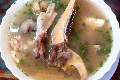  Sopa de Cabeza de Cerdo Huai'an: ¿Un festín para los aventureros culinarios o un reto demasiado extremo?